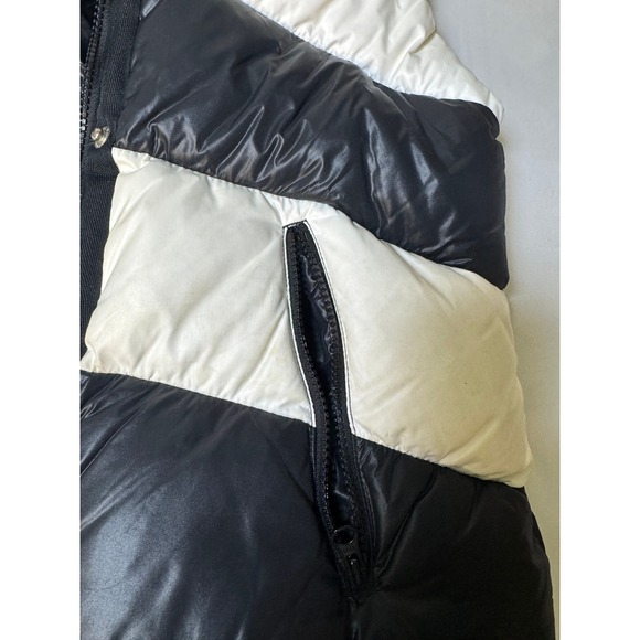 Nike Sportswear Puffer Vest Womens Medium Black White Chevron Colorblock Zip Up - Picture 6 of 10